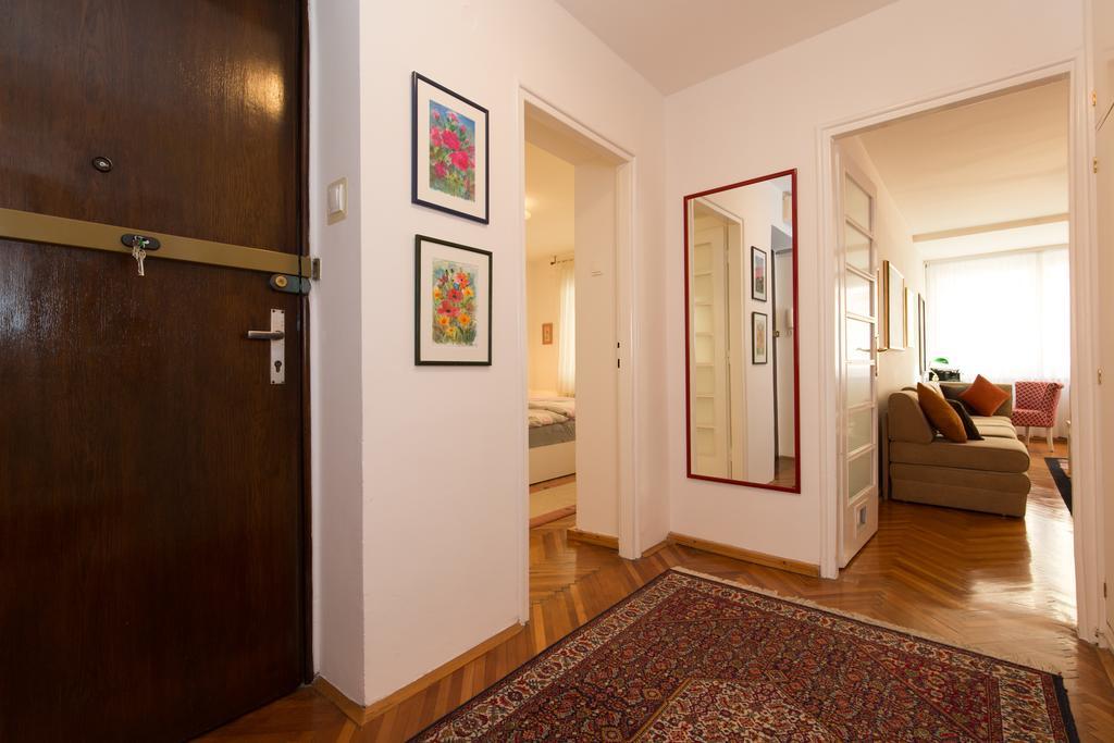Apartment Gloria Sarajevo Bagian luar foto